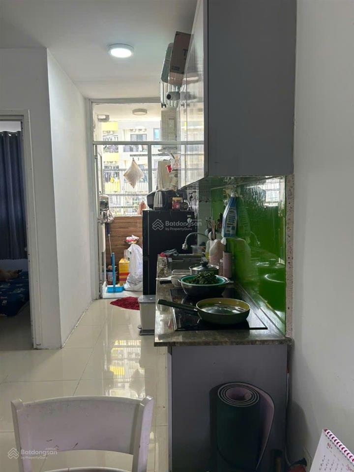 Bán gấp căn hộ 1pn chung cư sen hồng block tầng 10, sổ sẵn, view đông nam