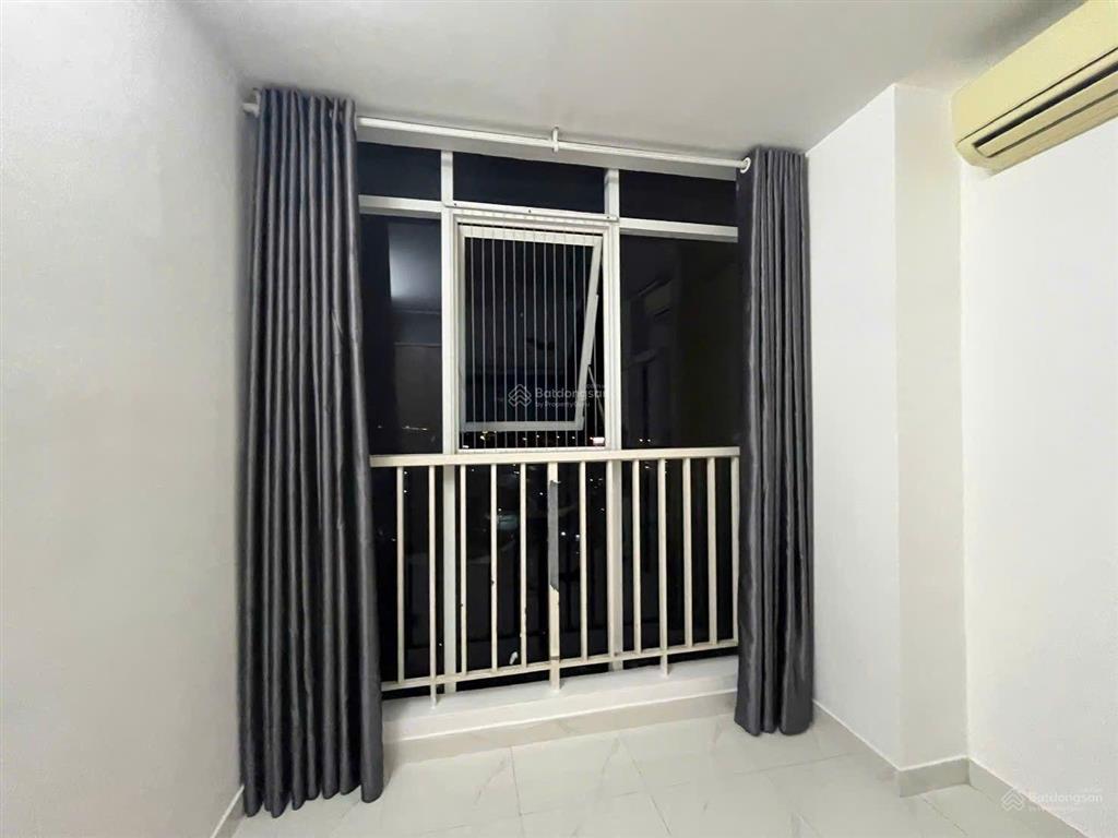 Rao bán căn hộ 1pn chung cư sen hồng block b tầng 8, sổ sẵn
