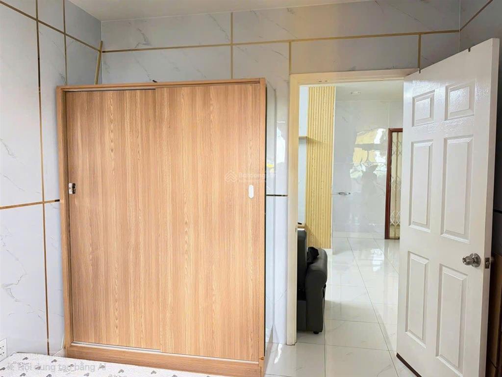 Bán căn hộ 1pn chung cư sen hồng block b, tầng thấp, sổ sẵn