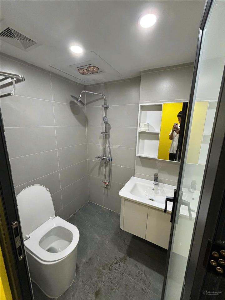 Tòa nhà dòng tiền airbnb phố hồ tùng mậu  9 tầng  xây mới  ô tô tránh