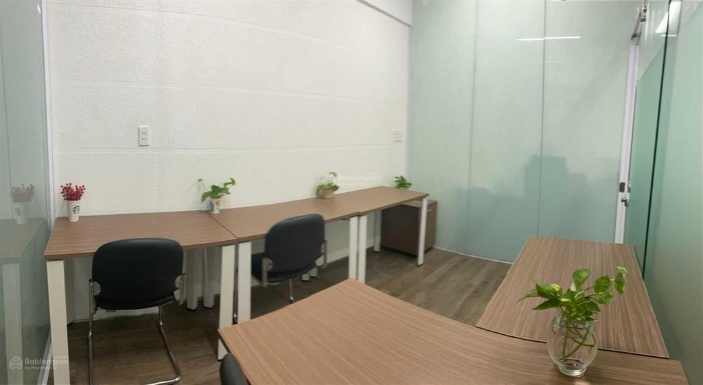 Cho thuê văn phòng 3  4 người tại quận 1 có đầy đủ nội thất với nhiều ưu đãi