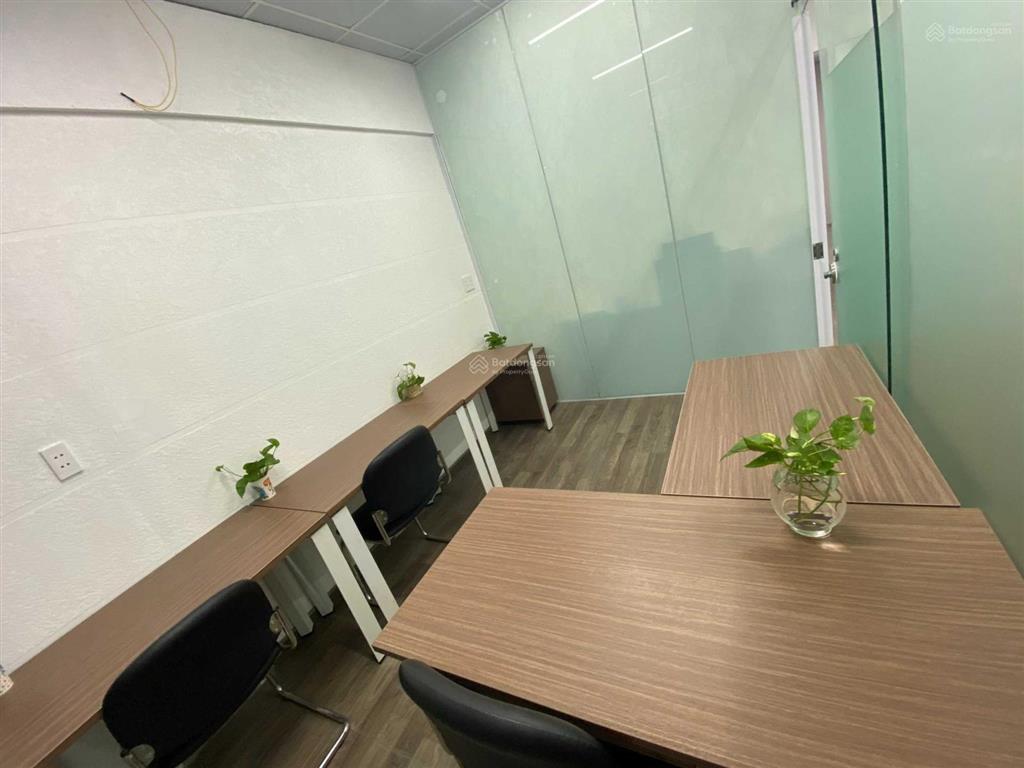 Cho thuê văn phòng 3  4 người tại quận 1 có đầy đủ nội thất với nhiều ưu đãi