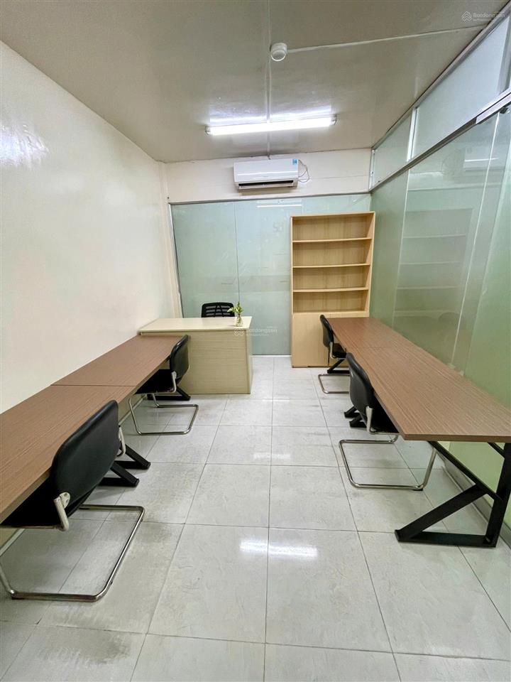 Cho thuê văn phòng setup full nội thất cho từ 2  10nv tại bình thạnh.  0765 290 ***