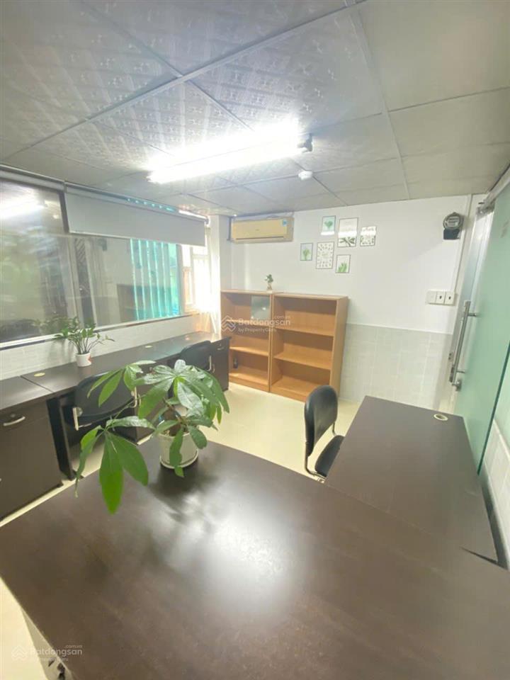 Cho thuê văn phòng setup full nội thất cho từ 2  10nv tại bình thạnh.  0765 290 ***