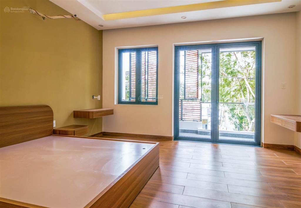 Cho thuê nhà 3 tầng mặt phố nghiêm xuân yêm vừa hoàn thiện, thiết kế sang trọng & nội thất cao cấp