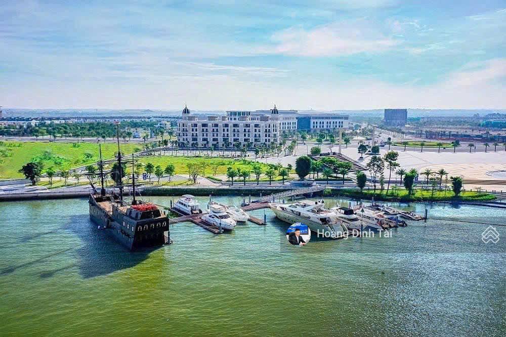 Shophouse aqua city 2 mặt tiền đường lớn 45m, xây 1 trệt, 3 lầu giá chỉ 11.9 tỷ