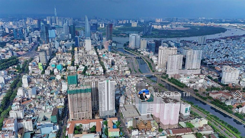 Hàng hiếm grand manhattan 75m2  2pn giá chỉ 12,4 tỷ all in, nhận nhà 12/2026