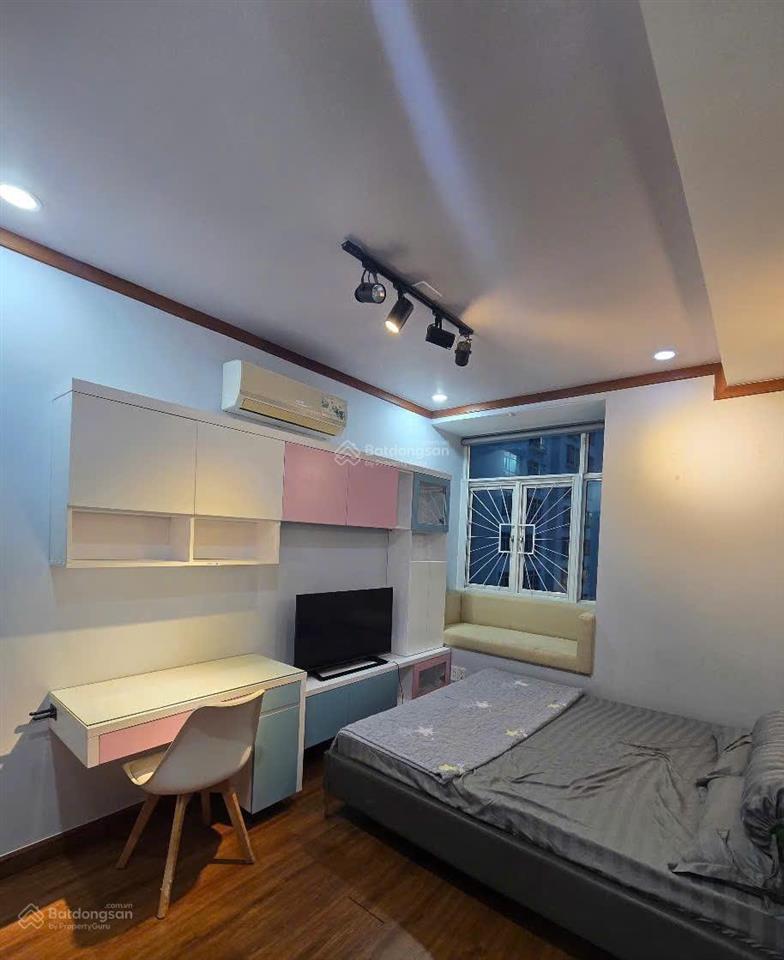 Bán căn hộ 2pn, 96m2, tầng cao thoáng view hồ bơi, cạnh bên đô thị phú mỹ hưng q7, crescent mall..