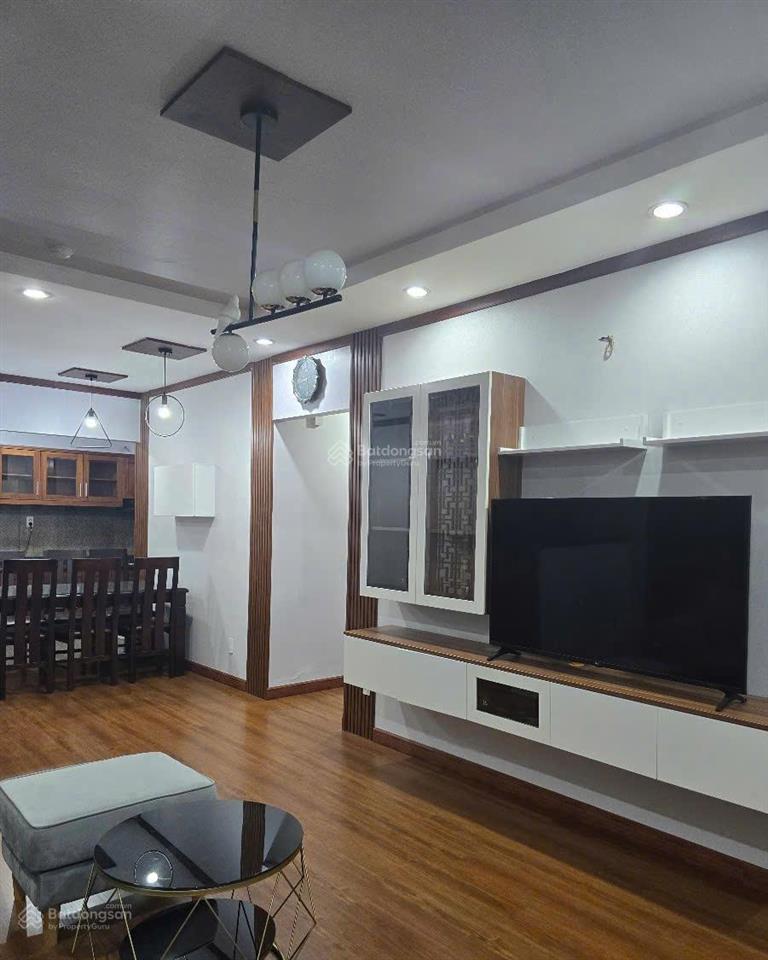 Bán căn hộ 2pn, 96m2, tầng cao thoáng view hồ bơi, cạnh bên đô thị phú mỹ hưng q7, crescent mall..