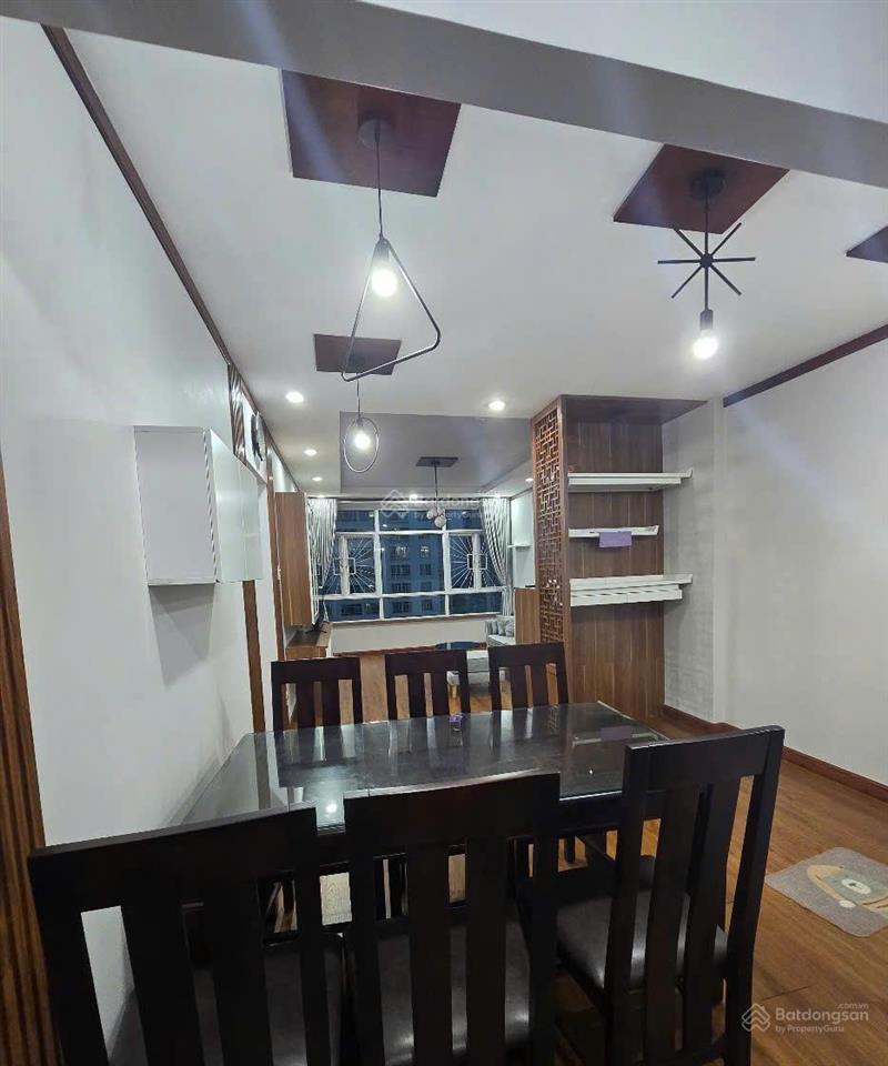 Bán căn hộ 2pn, 96m2, tầng cao thoáng view hồ bơi, cạnh bên đô thị phú mỹ hưng q7, crescent mall..