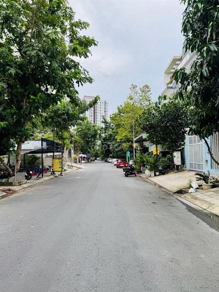 CHÍNH CHỦ BÁN CĂN NHÀ KDC 13B CONIC VỪA CÓ HẦM VỪA CÓ THANG MÁY