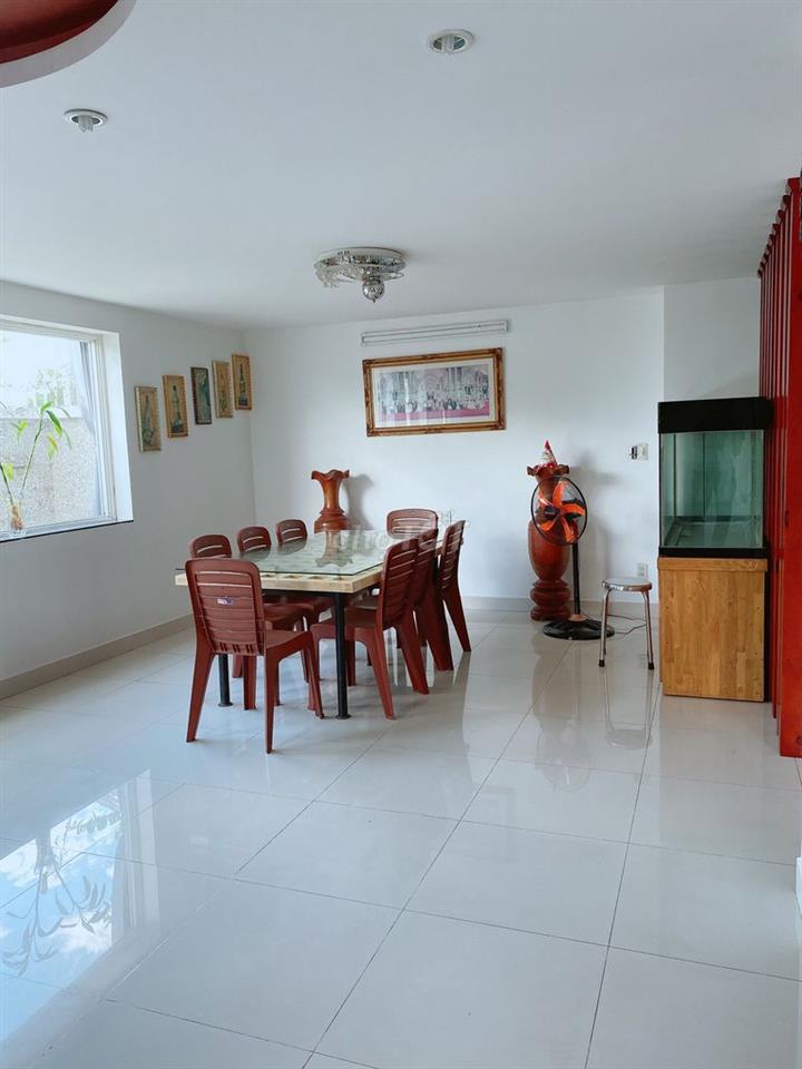 CHO THUÊ BIỆT THỰ KDC 13E INTRESCO KHÔNG GIAN SỐNG RỘNG RÃI.