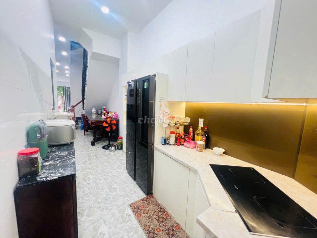 Cần tiền bán gấp bất động sản dòng tiền trên 30tr/tháng. tại KDC 13E.