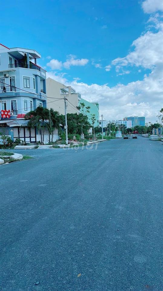 Bán gấp nền đất KDC 13A Hồng Quang đối diện trường Kinh Tế giá siêu rẻ