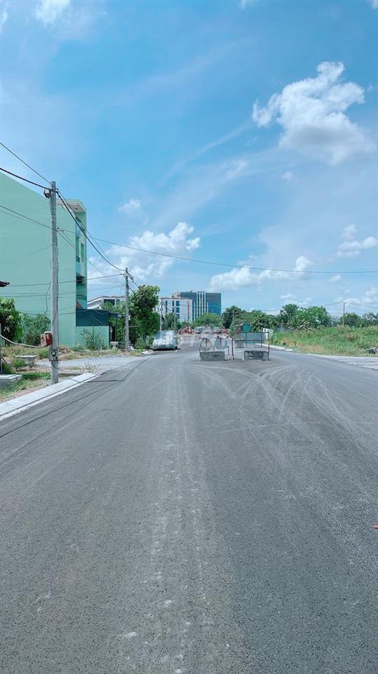 Chính chủ cần bán gấp nền đất KDC 13A Hông Quang trục chính 20m giá rẻ
