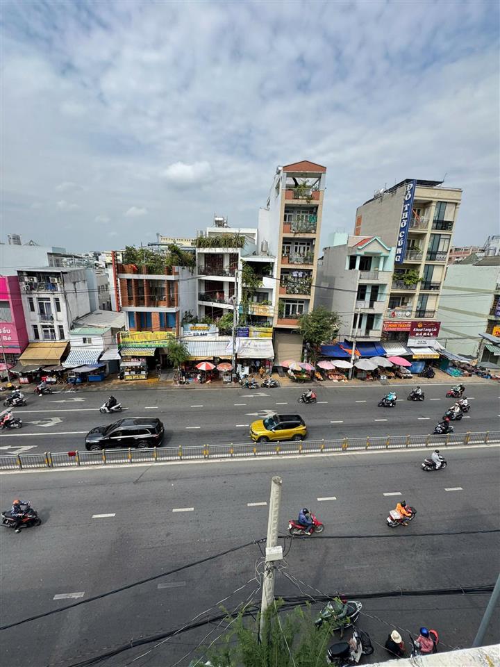 Bán nhà mặt tiền nguyễn xí, bình thạnh, 47m2, 3 tầng, 14 tỷ