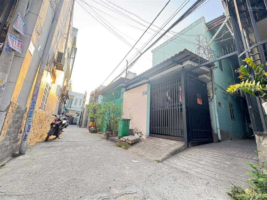 Bán nhà đường 53, hiệp bình chánh, thủ đức, gần chợ hiệp bình, 6 phòng trọ thu nhập 20tr/tháng