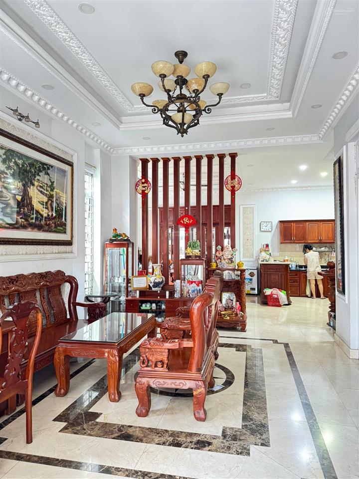 Bán nhà mặt tiền đường 53 hiệp bình chánh thủ đức, 9.5x16m, gần chợ hiệp bình, giá 12,5 tỷ