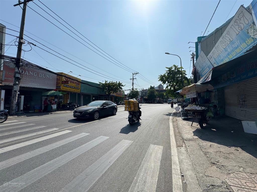 Cho thuê nhà mặt tiền ngay chợ hiệp bình  kinh doanh đắc địa  16tr