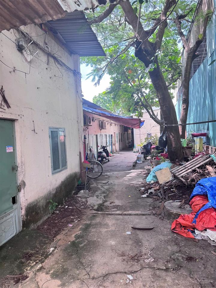 Cho thuê đất mặt tiền quốc lộ 13, hiệp bình phước, thủ đức 434m² (ngang 11m) có 13 phòng trọ
