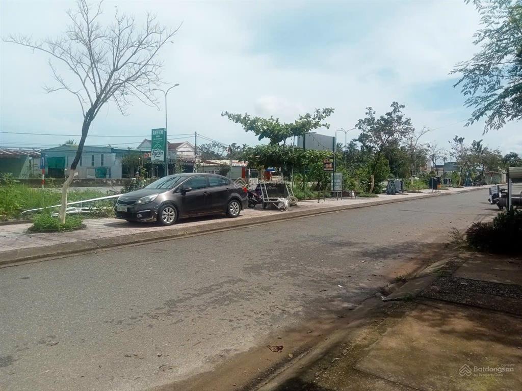 Bán 130m2 đất thổ cư xã tam anh, huyện núi thành  sổ đỏ sẵn  giá 1,65 tỷ