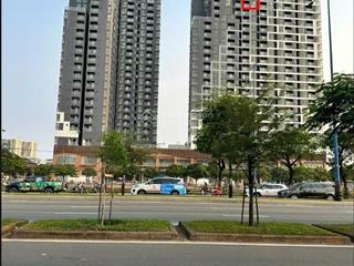 Cần bán căn hộ daqua 2pn1wc view bến bình đông tầng đẹp