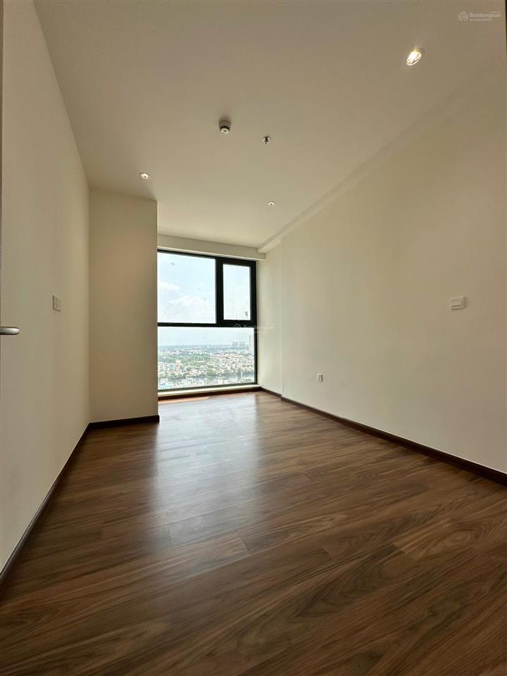 Cần bán căn hộ daqua 1pn view đông nam