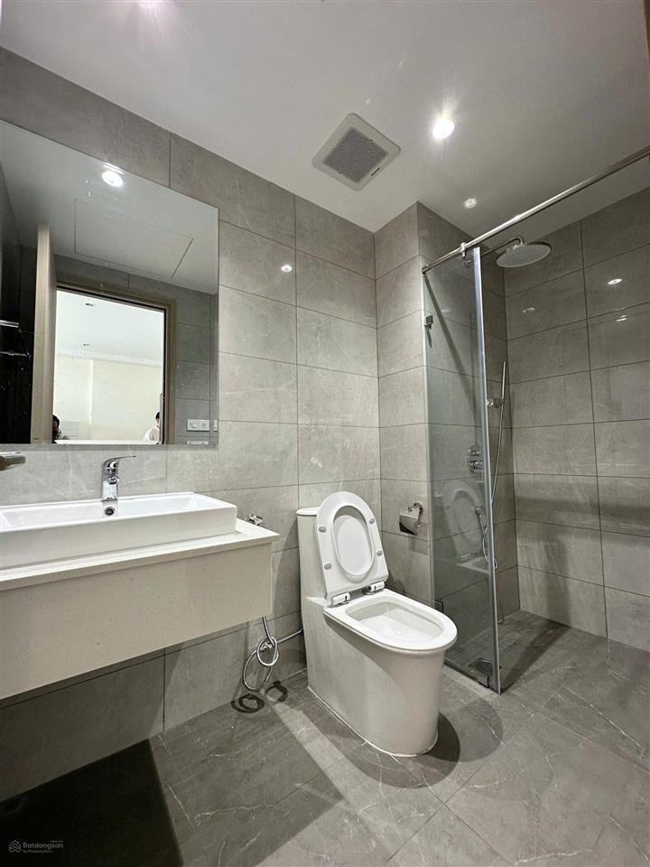 Cần bán căn hộ daqua 1pn view đông nam