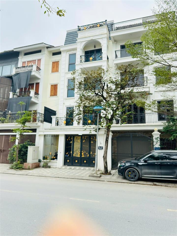 Bán biệt thự 150m2 tại khu đô thị xuân phương, giá tốt khu vực