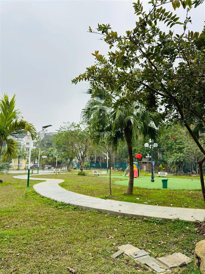 Bán biệt thự 150m2 tại khu đô thị xuân phương, giá tốt khu vực
