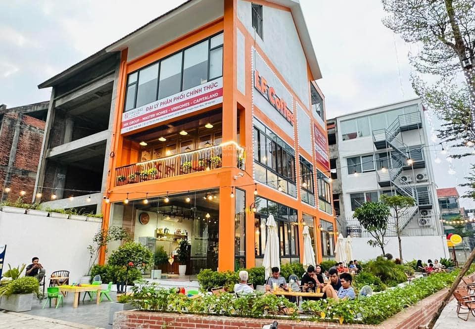 Em cần bán ô đất full thổ cư 620m2 thích hợp nhà vườn, homestay sát quy hoạch vin.giá chỉ 4 tỷ đồng