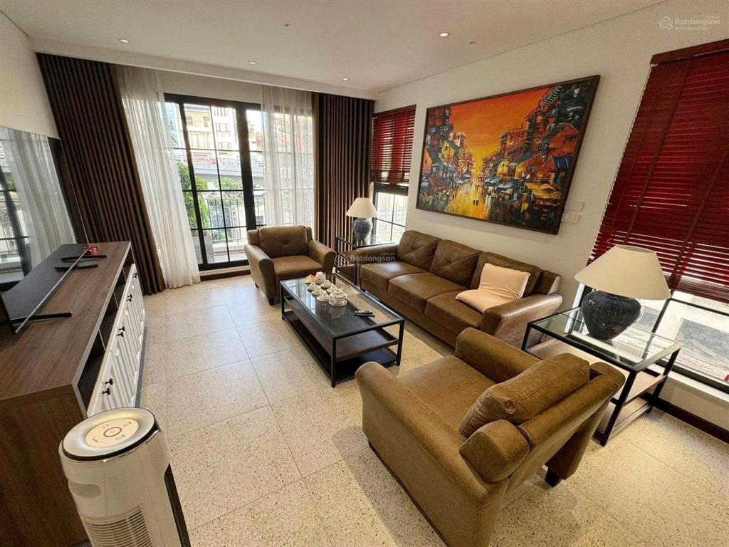 Chính chủ bán nhà hồng tiến, long biên  7 tầng 95m2  thang máy, 3 mặt thoáng  nhỉnh 30 tỷ