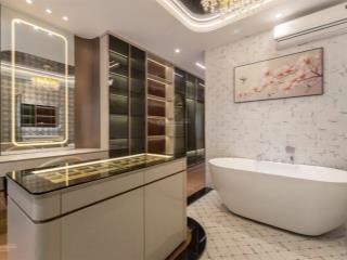 Chính chủ bán nhà bồ đề  long biên  6 tầng 140m2  2 mặt thoáng  nhỉnh 30 tỷ