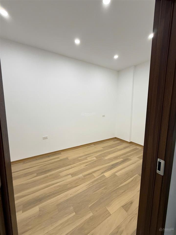 Bán nhà riêng tại tây sơn, giá thỏa thuận, 37m2, 4pn, 5wc, chính chủ hàng hiếm