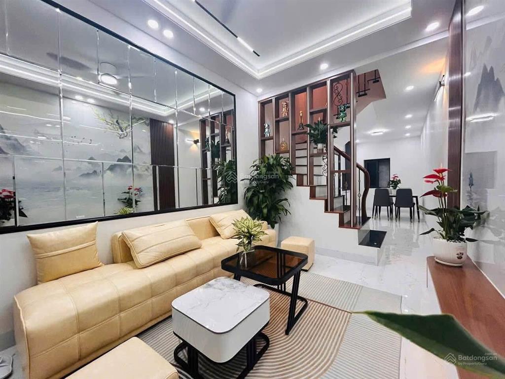 Bán gấp nhà quan nhân, 7,2 tỷ, 33 m2