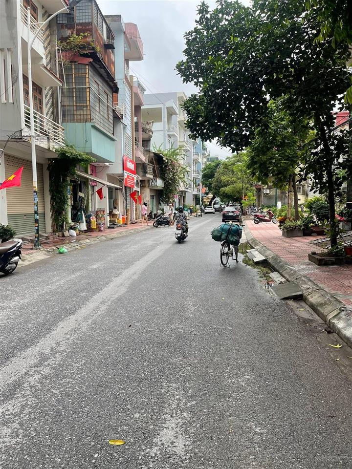 100m2 nhà 5 tầng mặt đường hạ lý, hồng bàng, hải phòng