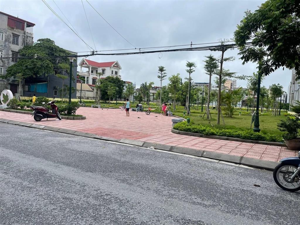 100m2 nhà 5 tầng mặt đường hạ lý, hồng bàng, hải phòng
