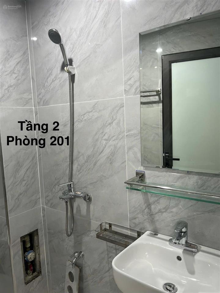 Cho thuê ccmn 61/100 nguyễn văn viên 3,7tr