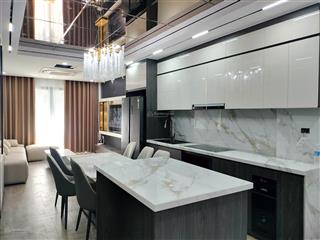 Gấp quá bán nhà trong tháng mặt phố phúc lợi  dt45m2, 6 tầng gara thang máy. giá 11.8 tỷ