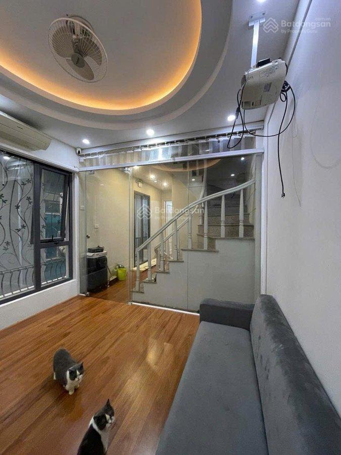 Bán gấp nhà riêng 42m2, 16 tỷ tại thái hà, phường láng hạ, quận đống đa