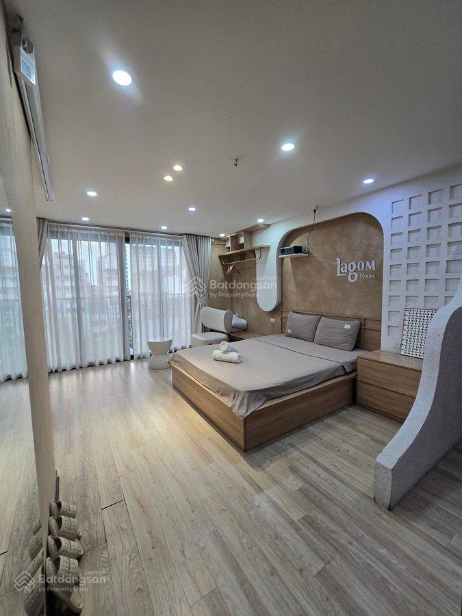 Bán nhà mặt phố hồ giám, 39 tỷ, 90 m2, view đẹp, giá siêu hời