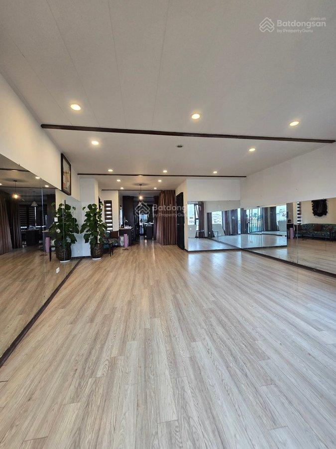 Bán nhà mặt phố hồ giám, 39 tỷ, 90 m2, view đẹp, giá siêu hời