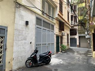 Bán nhà riêng ở ngay  gara ô tô  phố dương quảng hàm  dt 46m2, 5 tầng, mt 5.7m. giá 18.9 tỷ.