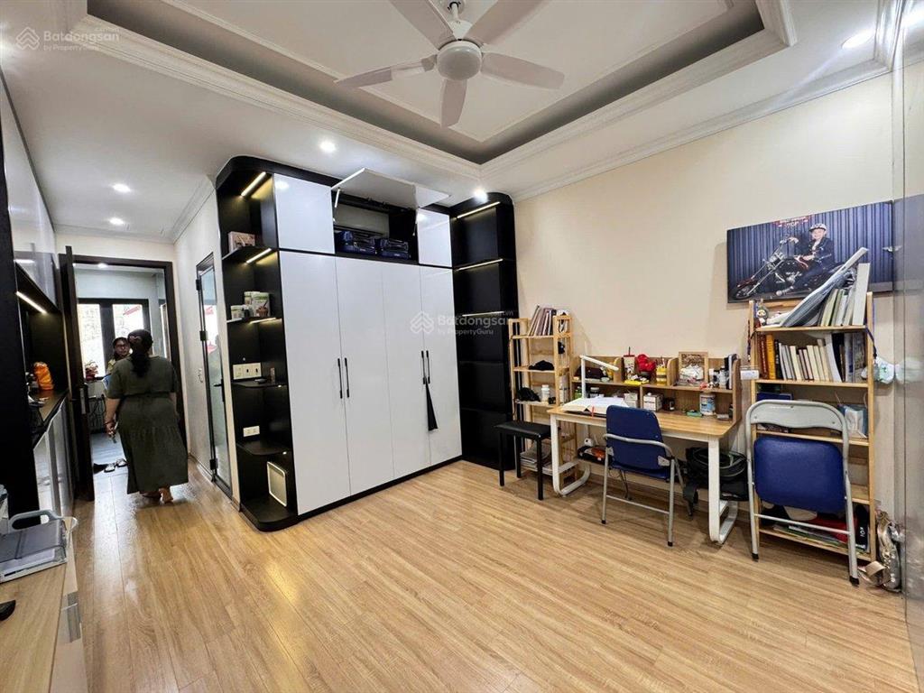 Bán nhà riêng tại đại mỗ, gara ô tô, thang máy 19,8 tỷ, 52m2, 4pn, 5wc, 6 tầng