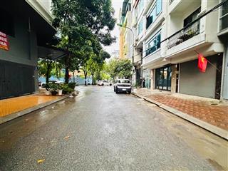 Bán nhà đẹp phân lô 7 tầng thang máy, gara ô tô, phố phú diễn 78m2  mặt tiền 4.2m. giá 26.5 tỷ
