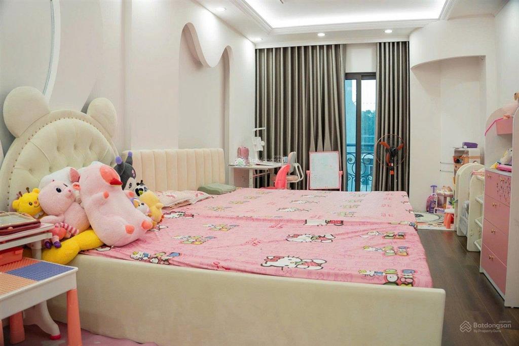 Bán nhà riêng 43m2, 7 tầng thang máy, gara ô tô phố phố hồ tùng mậu. giá 16.2 tỷ.