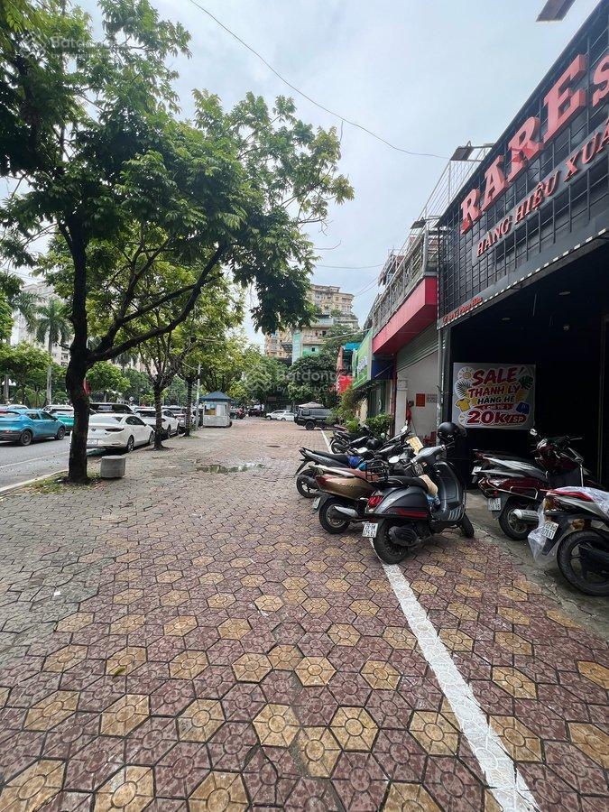Bán nhà mặt phố vũ phạm hàm 148m2, 7 tầng thang máy, vỉa hè đá bóng 99.9 tỷ
