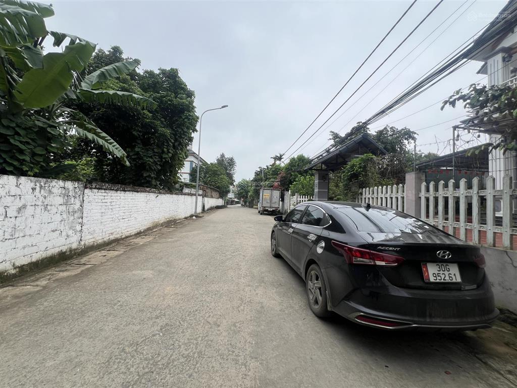 Bán 275m thổ cư 100m mặt tiền 8m tại thôn đồng chay xã yên bài hà nội