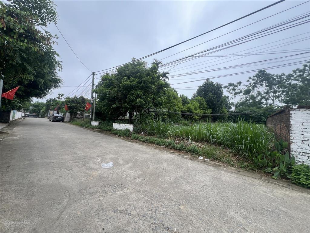 Bán 275m thổ cư 100m mặt tiền 8m tại thôn đồng chay xã yên bài hà nội