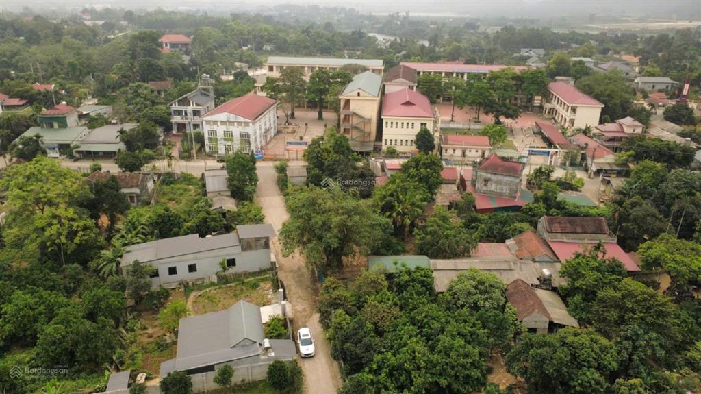 Chính chủ bán lô đất làm ngay trung tâm diện tích197m2 ffull thổ mặt tiền 9,35m tại yên bài hà nội
